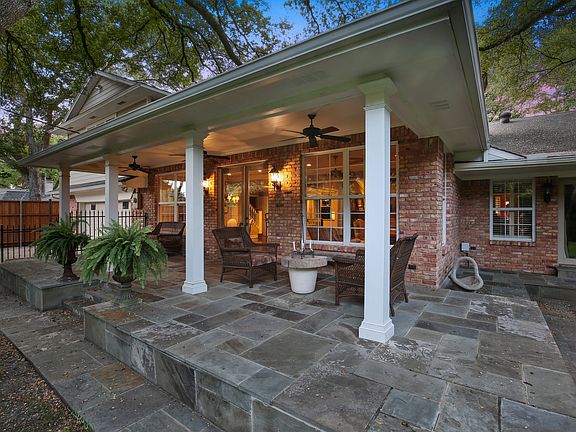4th image of 9416 Parkford Dr