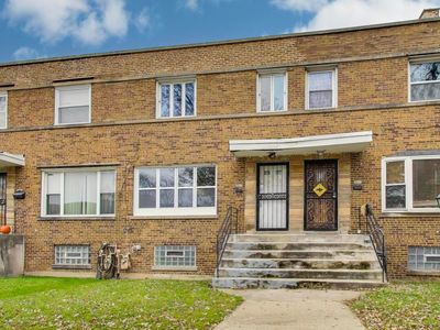 8613 S Ingleside Ave, Chicago, IL, 60619