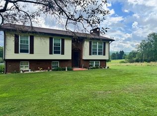 12333 Van Horne Rd, Meadville, PA 16335