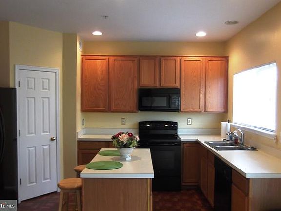 5th image of 9903 Woodyard Cir