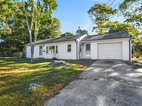134 Seacoast Shores Boulevard, East Falmouth, MA 02536