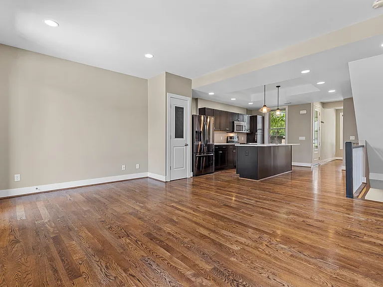 434 Northern Ave — Photo 12