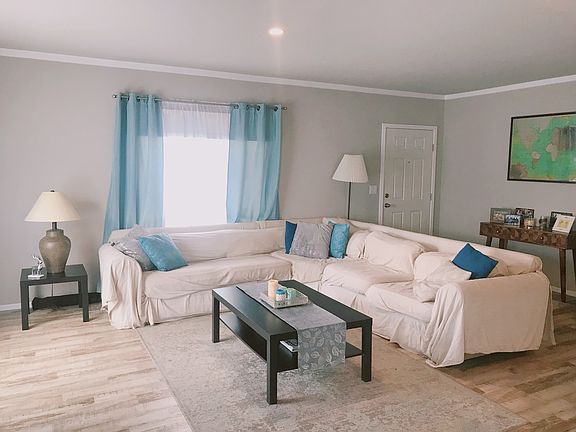 11'x11' sectional--for scale