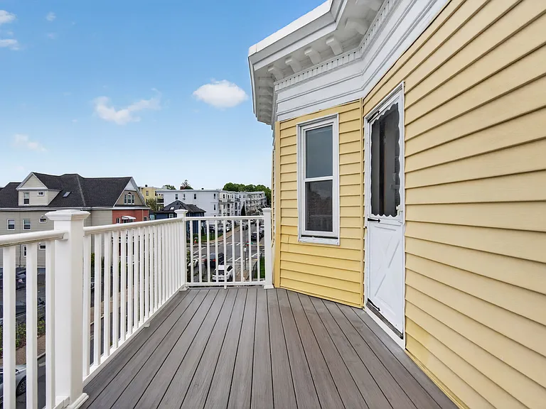 64 Topliff St #3 — Photo 11