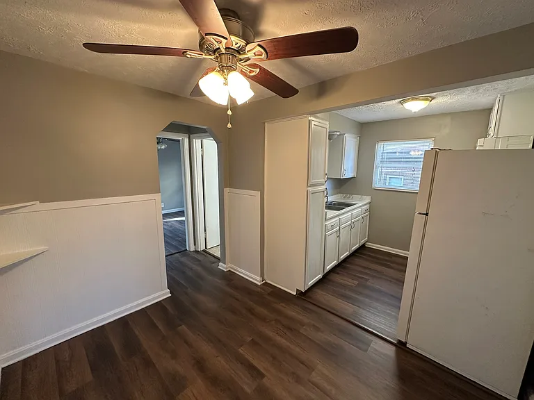 2911 Euclid Ave #2 — Photo 9