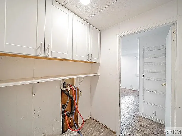 311 Bluebell St — Photo 9