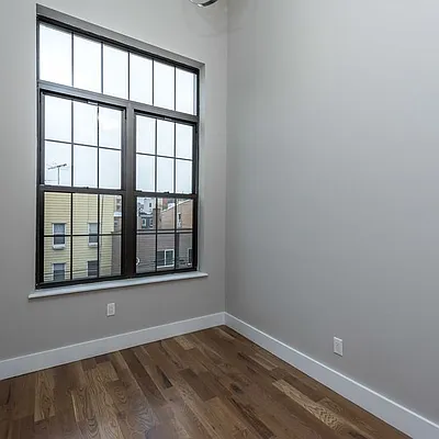Rented by Nooklyn NYC LLC | media 5