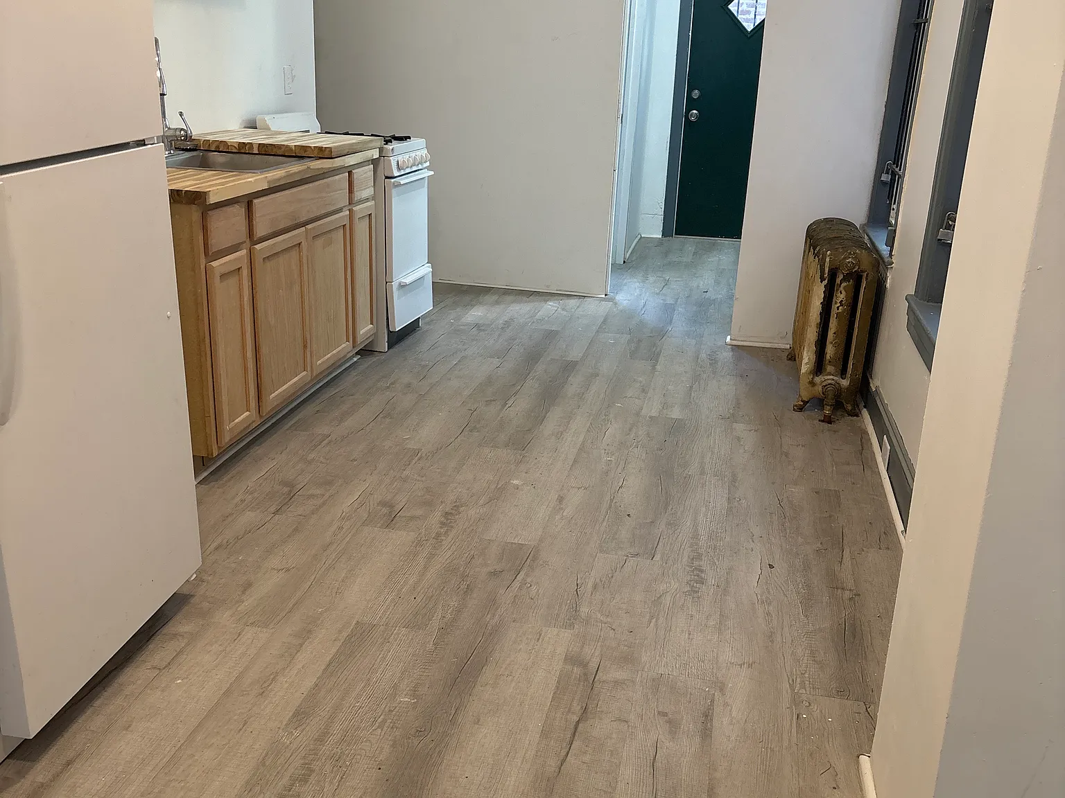5050 Wayne Ave — Photo 4