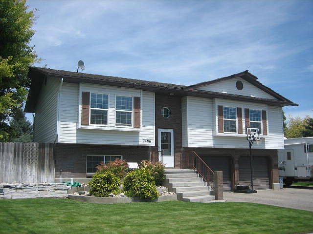 1st image of 2486 Granite Way