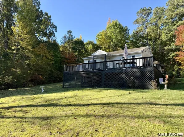 84 Lincoln St, Lawrenceville, VA 23868