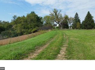 2510 Hutchinson Rd, Watertown, MN 55388