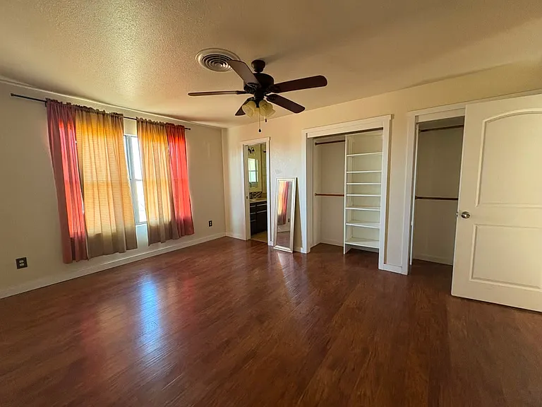 6204 Copperwood Ln — Photo 8
