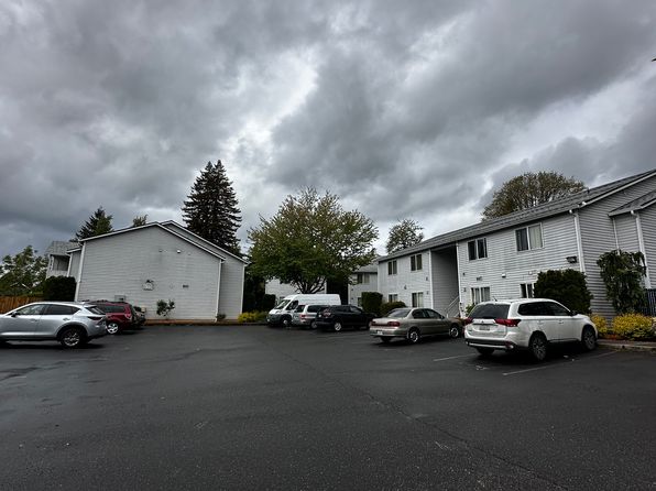 657 29th St APT 1