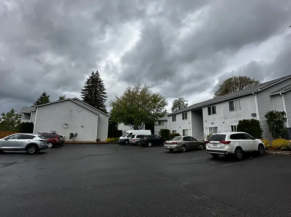 657 29th St APT 1, Washougal, WA 98671