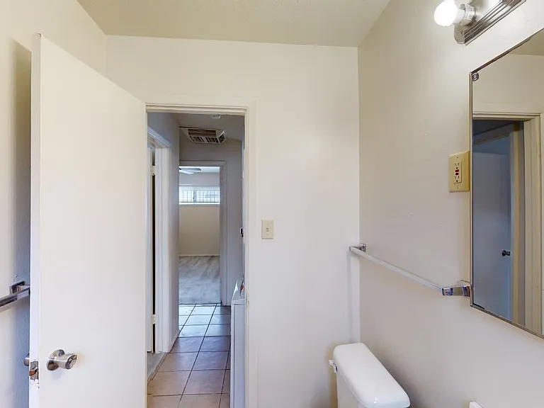 Renovated 2 Bedroom Patio Apts. in UNM South — Photo 8