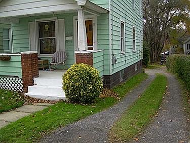 2nd image of 449 S Main St