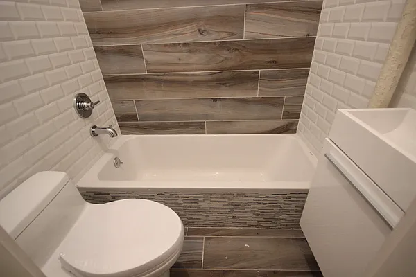 Rented by Nooklyn NYC LLC | media 16