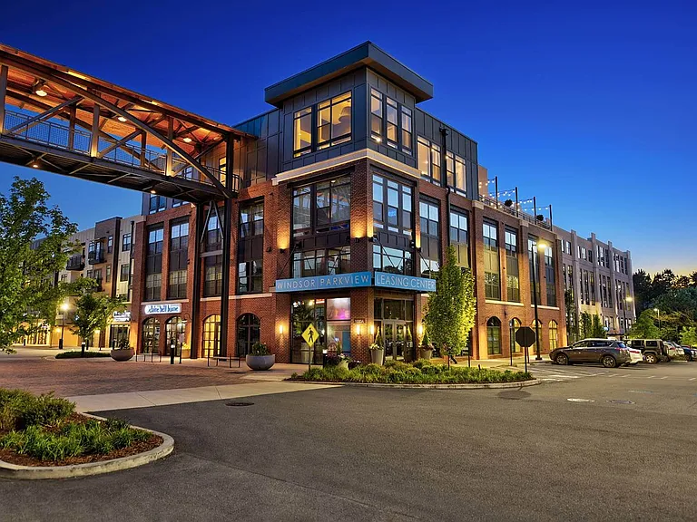 The community amenities are designed to provide the ultimate in style, convenience and comfort