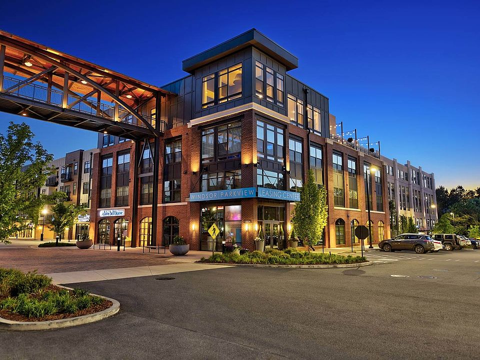 The community amenities are designed to provide the ultimate in style, convenience and comfort