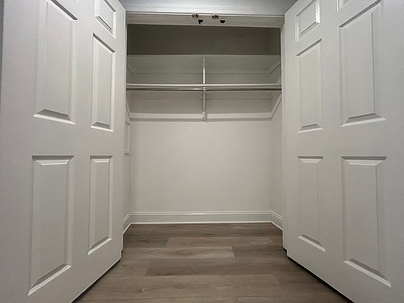 5th image of 5802 Royal Ridge Dr Suite B