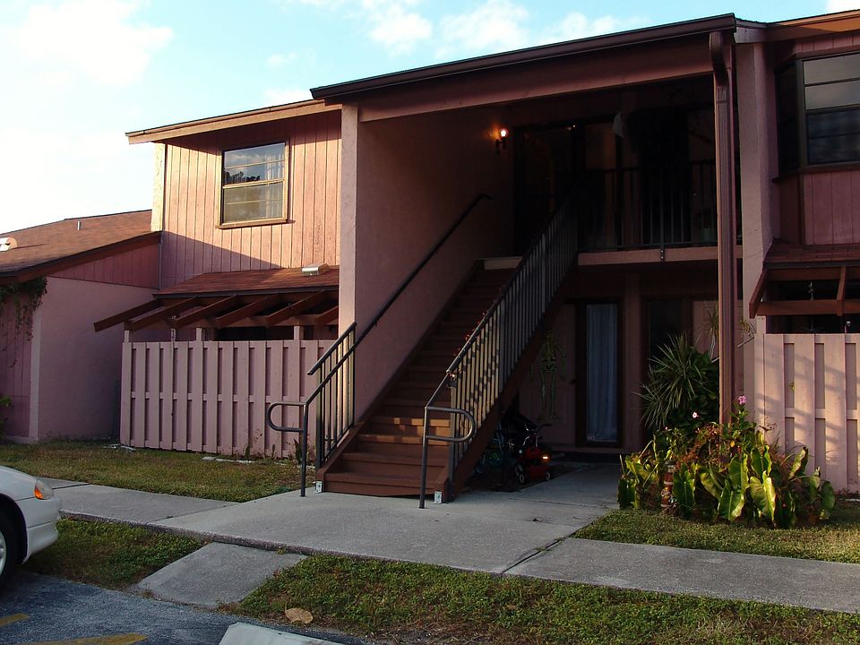 1st image of 5687 Summer Side Ln #26B