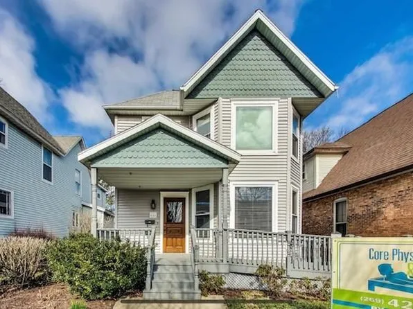 616 Main St #2, Saint Joseph, MI 49085