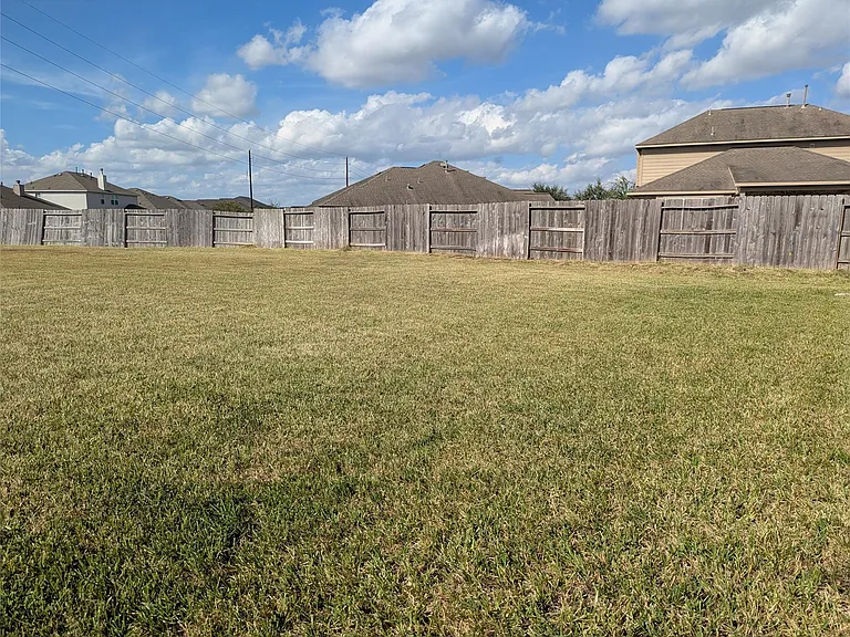13319 Lansdown St — Photo 22
