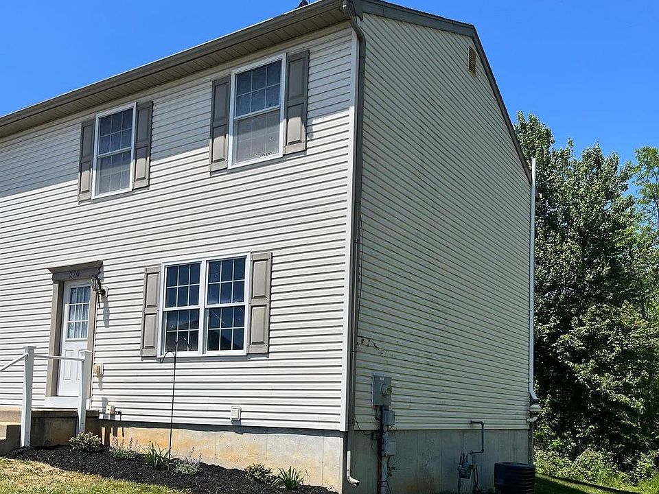 2nd image of 220 White Birch Ln