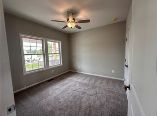 2133 Greenfield Poin, Kearney, MO 64060