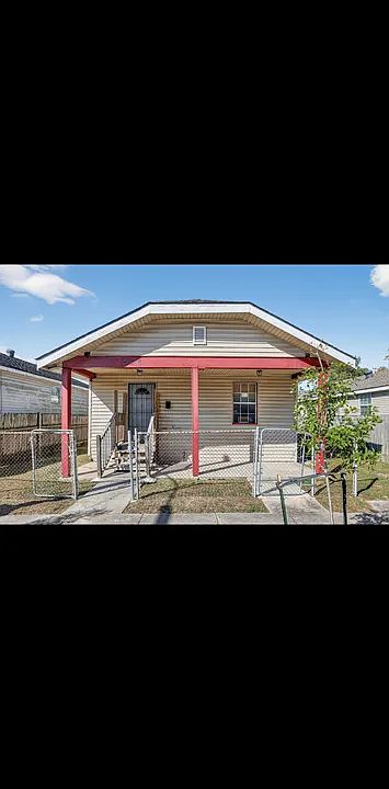 1st image of 1426 Tupelo St #1426