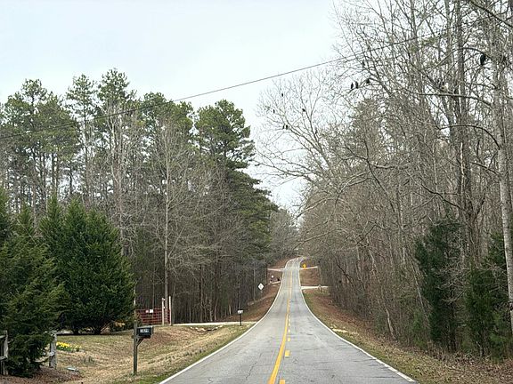 4th image of 1617 Poplar Springs Rd