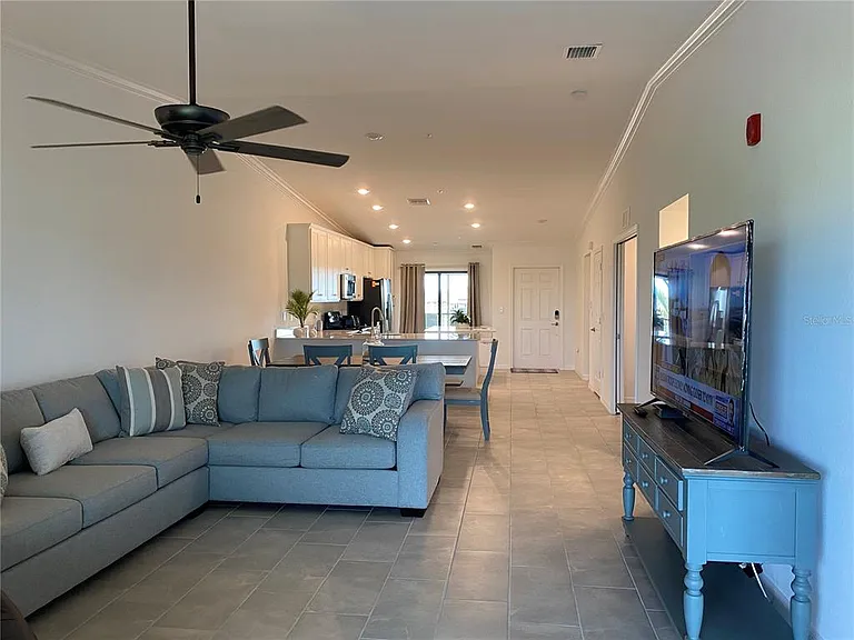 5664 Palmer Cir #202 — Photo 26