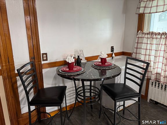 3rd image of 111 Osgood Avenue