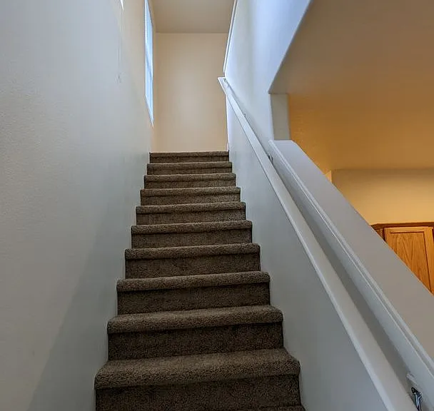 Halsey East Townhomes — Photo 148