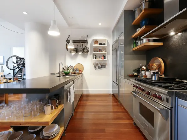 60 Broadway image 6 of 16