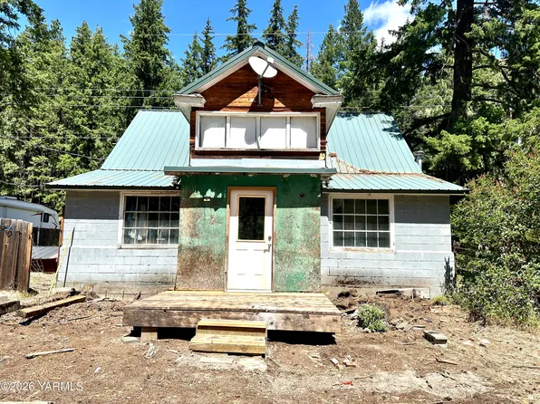 10 Trout Ln, Naches, WA 98937