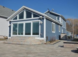 94110 South Court, Dowagiac, MI 49047