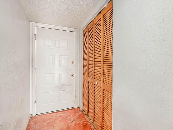 4th image of 1025 Rockledge Dr APT 502