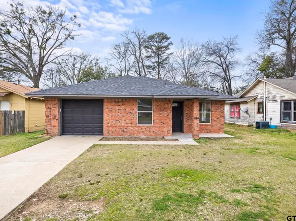 616 S Florey Ave, Mount Pleasant, TX 75455