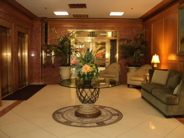 401 10th St, Huntington, WV 25701