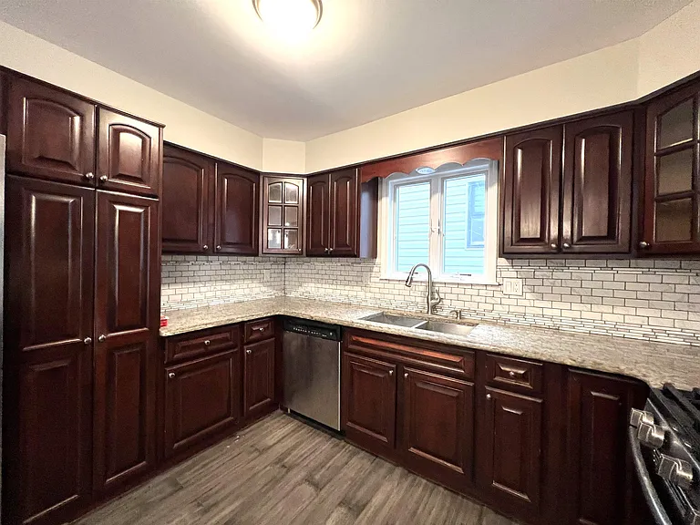 25 Wallis Ave #1 — Photo 8
