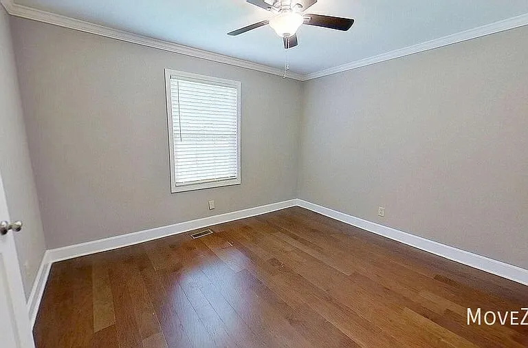 747 Hall Spencer Rd — Photo 23