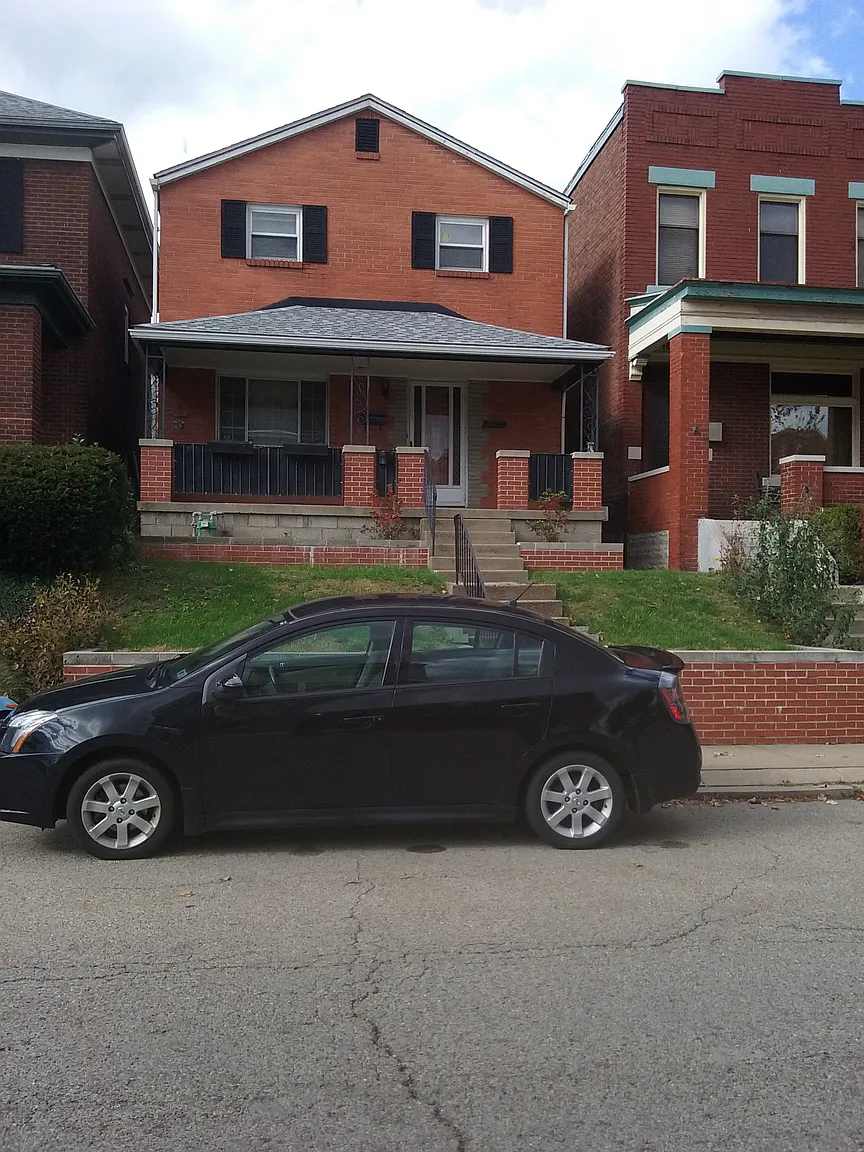 1837 Jancey St photo 1