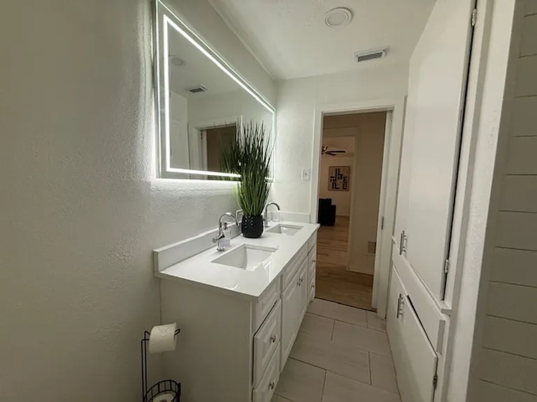 841 S San Jose Dr — Photo 6