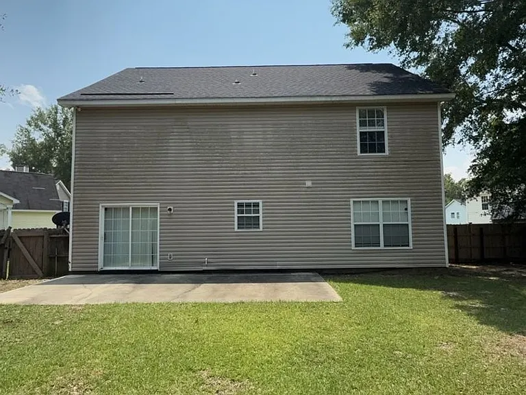 525 S Maney Ct — Photo 2