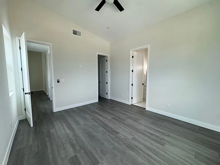 393 Gavin St — Photo 19