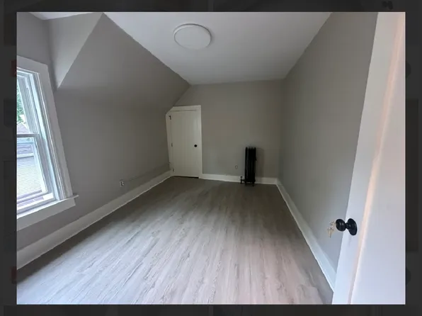 1 Dayton Pl #2, Worcester, MA 01609
