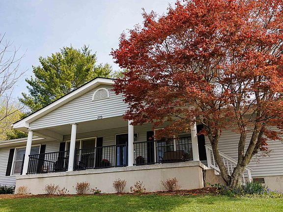 5th image of 215 Primrose Dr