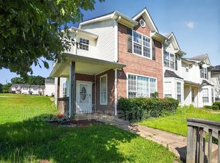 32 Hawkeye Ln, Conyers, GA 30012