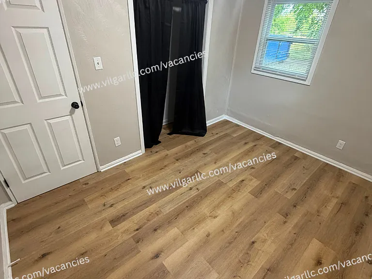 260 Van Buren St — Photo 19